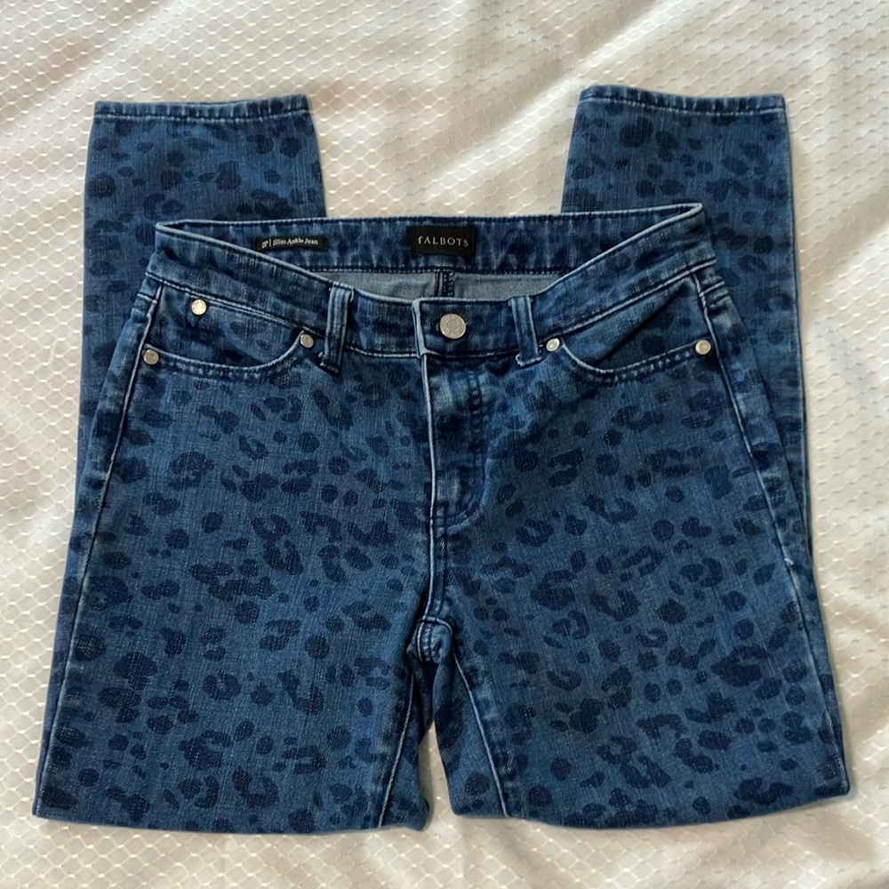 Talbots Petite Slim Ankle Jeans with Subtle Animal Print EUC